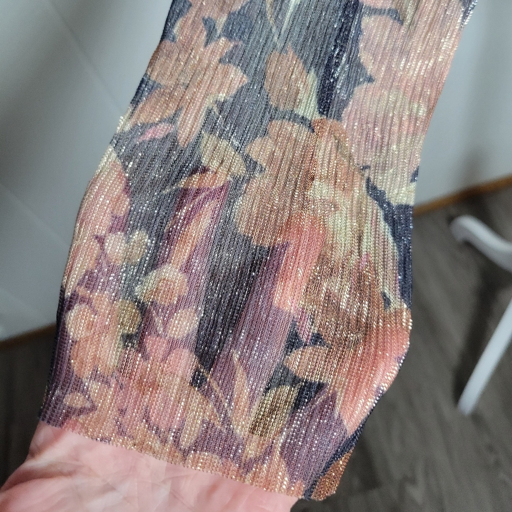 SALE NWT Brannan Metallic Floral Peplum Blouse Long Sheer Sleeve Tie Back M - Picture 6 of 13